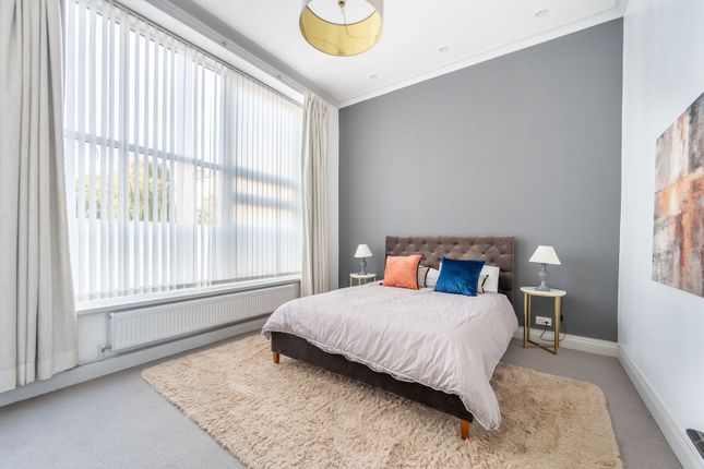 Arundel Gardens, W11, Notting Hill photo 2