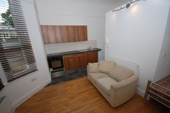 Flat 8, 23 Church Hill, Leamington Spa photo 3