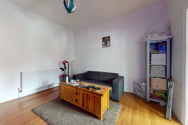 2-bed flat on 24, Robert Street, South Shields, £77,000