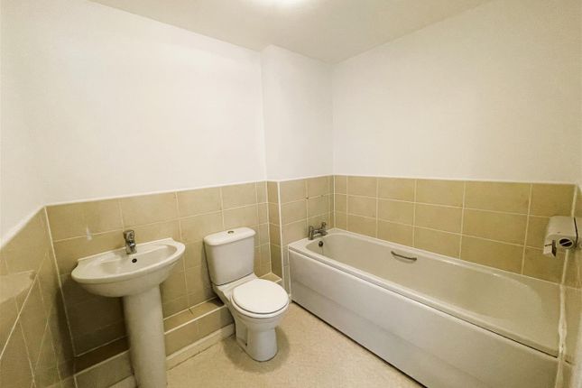152, White's Way, Southampton photo 5