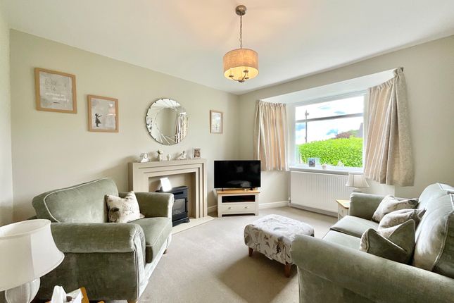 21 Golborn Avenue, Stoke-On-Trent photo 2