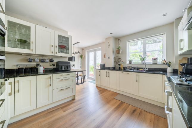 15, FROME PARK, Hereford photo 4
