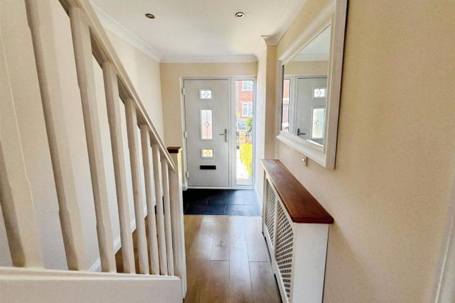 46, Avondale Road, Lowestoft photo 2