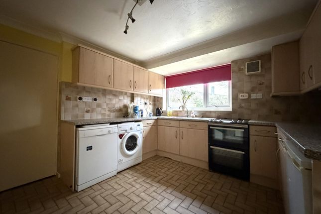 175, High Street, Alfreton photo 4