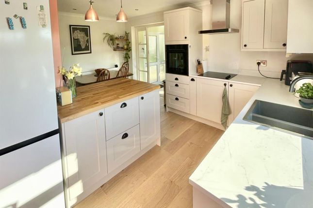 6, Mill Close, Porthleven photo 5