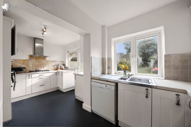 9, Cosdach Avenue, South Wallington photo 4
