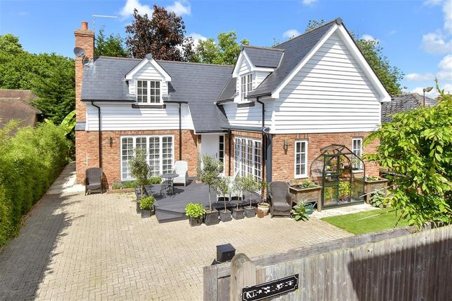 Thumbnail Detached house for sale in North Street, Headcorn, Kent