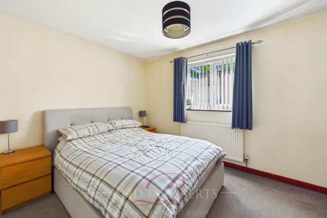 6 Nant Court, Park Road, Wrexham photo 4