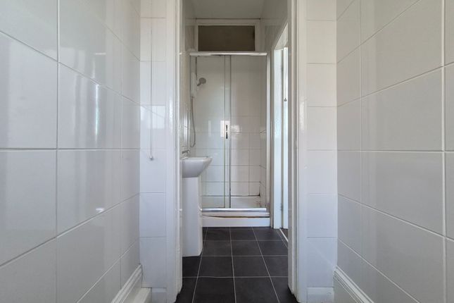Flat 1, 1A Falsgrave Road, Scarborough photo 4