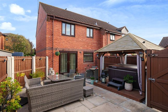 Semi-detached house for sale in Gillians Way, Oxford, Oxfordshire