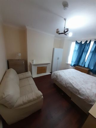 Thumbnail Shared accommodation to rent in Barking Road, London