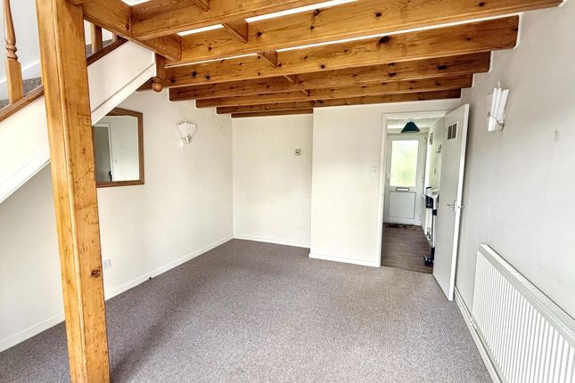 81 Waterlees Road, Wisbech photo 4