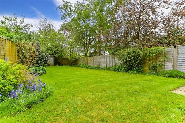 Detached house for sale in Wrights Close, Tenterden, Kent