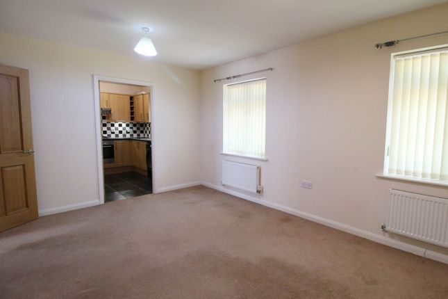 4, Saxon House, Wantage photo 3
