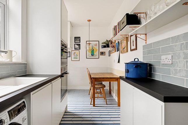 3-bed house on Elfrida Crescent, London, £475,000