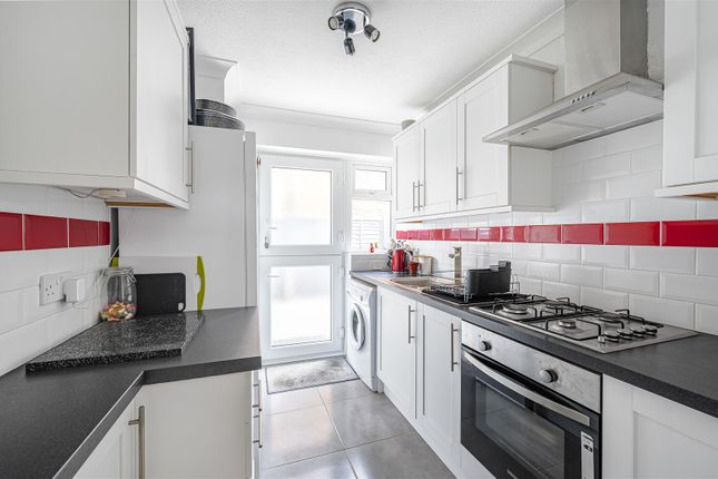 58, Upper Chyngton Gardens, Seaford photo 4