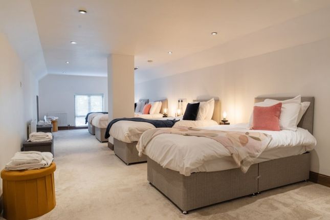 2nd Flr Bed Large