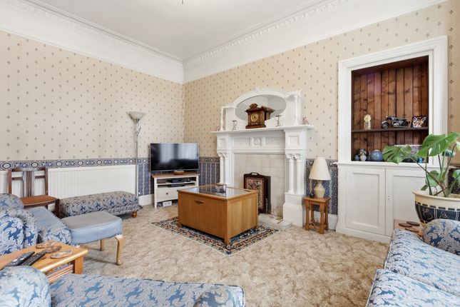 Neidpath, 20 Coldingham Avenue, Yoker, Glasgow photo 4