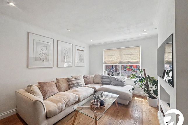 36, Pinewood Place, Kent photo 5