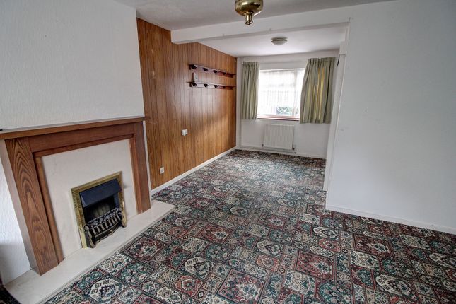 Town house for sale in Kenmore Drive, Hinckley