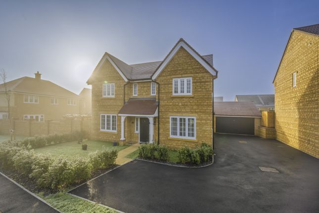 4-bed house on 7, Price Close, Malmesbury, £650,000