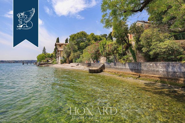 Apartment for sale in Gardone Riviera, Brescia, Lombardia