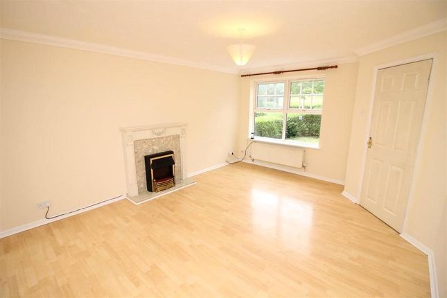 Kirkstall Place, Milton Keynes photo 3