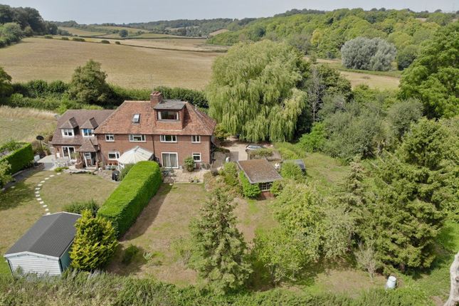 4, Drydell Lane, Chesham photo 2
