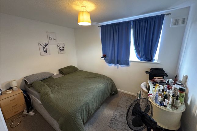 27, Bartlett Close, Somerset photo 4