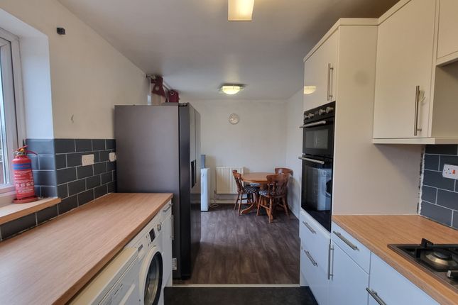 Property to rent in Westminster Road, Toothill, Swindon