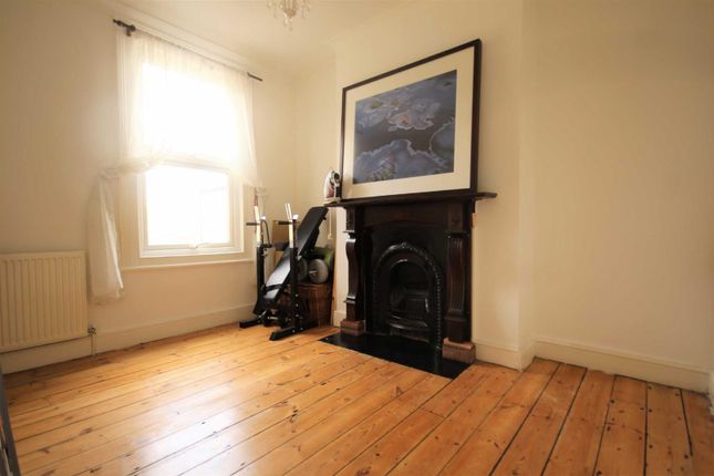Terraced house to rent in Prospect Road, Woodford Green