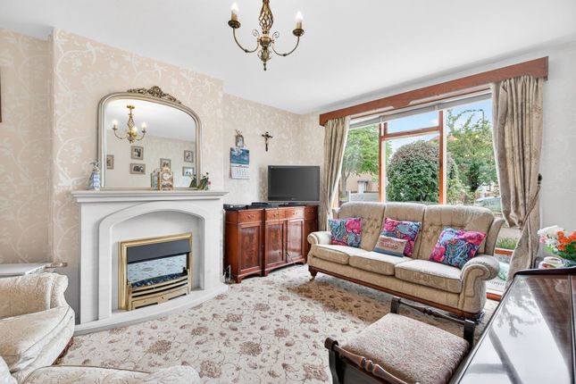 43 Oxgang Road, Grangemouth photo 2