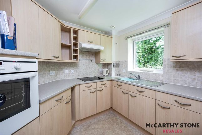 21 Portman Court, Grange Road, Uckfield photo 3