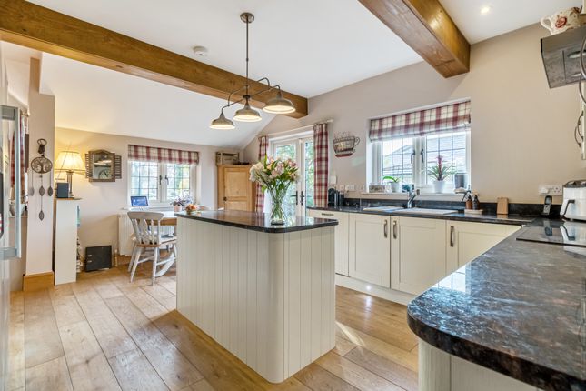 Cottage for sale in Towpath, Shepperton