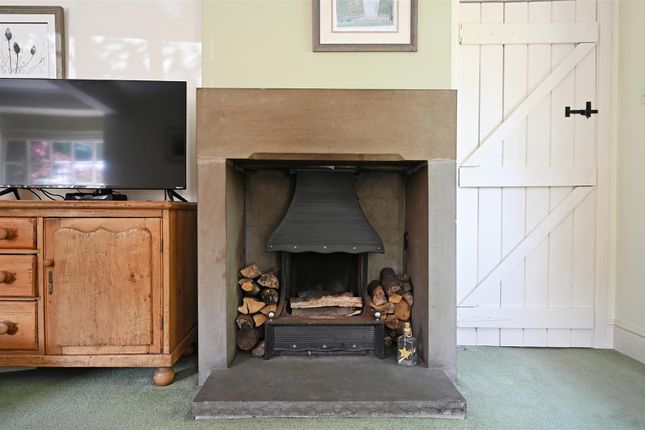 Foxglove Cottage, Forresters Lane, Dronfield photo 4