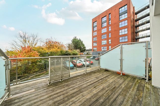 1376443-8-690Caea...