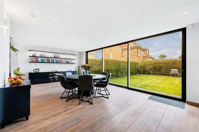 2, Walton Way, London photo 2