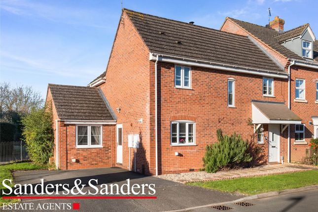 Thumbnail Terraced house for sale in Station Road, Alcester