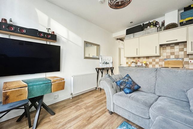 Flat for sale in High East Street, Dorchester