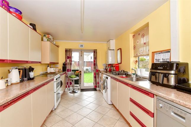 Thumbnail Terraced house for sale in Buckland Avenue, Dover, Kent