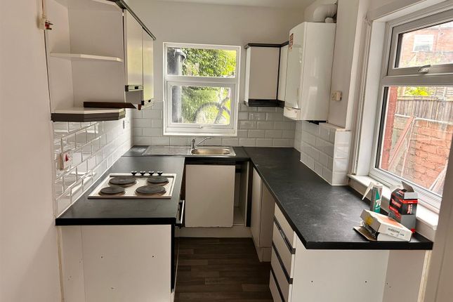 11, John Street, Derbyshire photo 4