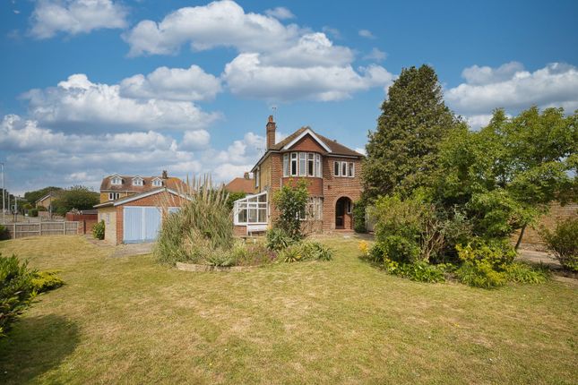4-bed detached on 2, Queens Gate Road, Kent, £425,000