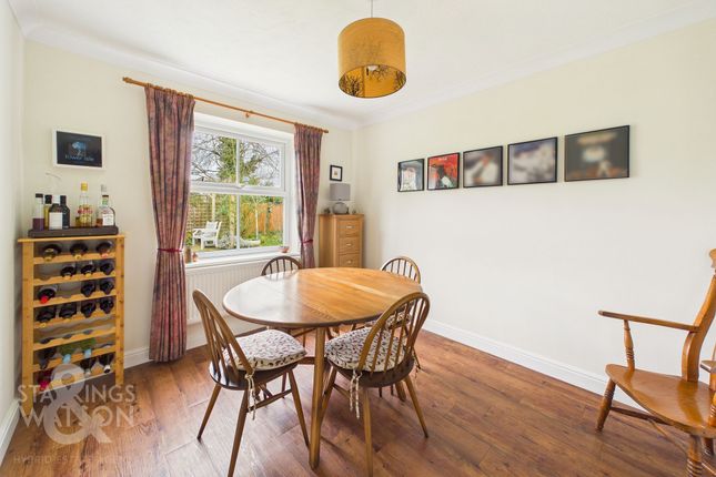2 St. Marys Drive, Norwich photo 4