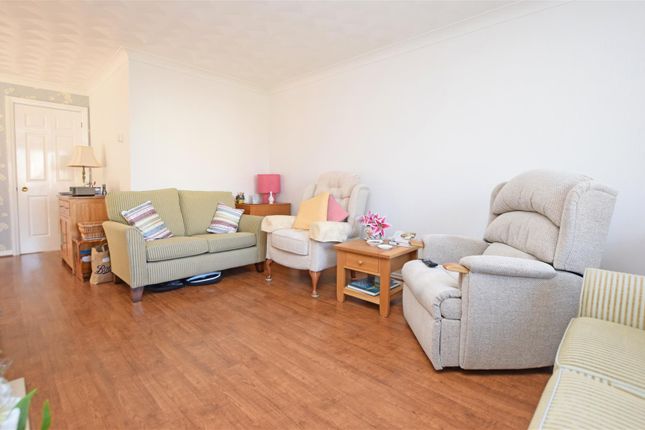 11, Plas Y Bryn, Abergele photo 4
