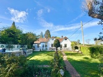 3-bed house on Old Oak Cottage, Swife Lane, Heathfield, £750,000