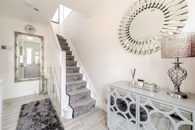 63, Greenway, Chislehurst photo 4
