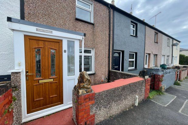 Terraced house to rent in Park Terrace, Aberconwy