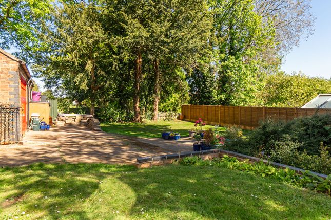 234 Horninglow Road North, Burton-On-Trent photo 4
