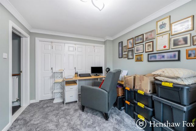 Derwent Drive, Southampton photo 4