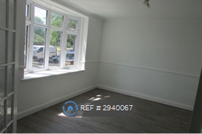 Retford Road, Romford photo 2
